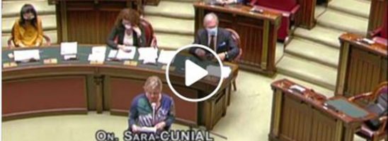 Grazie Sara Cunial, sei l’unica onorevole in Parlamento