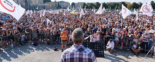 Al gay pride di Padova non servono mascherine e distanziamento…