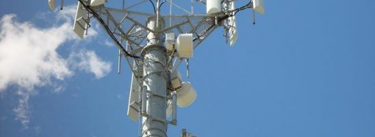 Nasce la Rete dei Sindaci per la moratoria 5G, ma le ARPA autorizzano già 6.000 nuove antenne