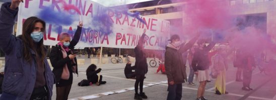 «Ci vogliamo vive e vogliamo raccontarci da vive»: come smontare la narrazione patriarcale