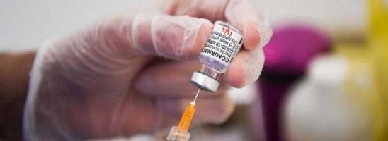 «Sono i vaccini a produrre le varianti più pericolose»