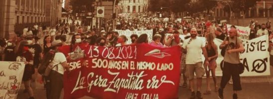 «Non ci hanno conquistato»: la Gira zapatista in corteo a Madrid