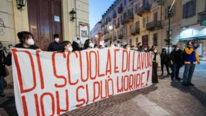 Studenti e operai uniti nella lotta…? Appunti per la mobilitazione studentesca