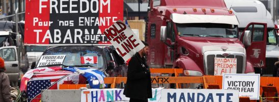 Trudeau dichiara l’emergenza nazionale per fermare il “convoglio della libertà”