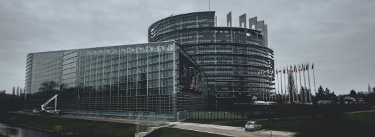 Il numero uno di Pfizer non si presenterà all’audizione all’Europarlamento