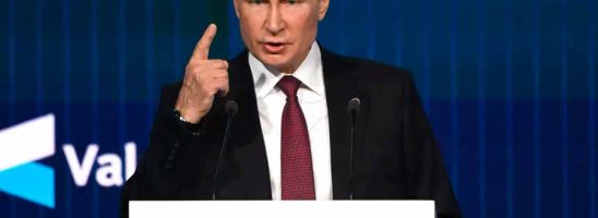 Vladimir Putin: “L’era del dominio globale occidentale sta diventando un ricordo del passato”