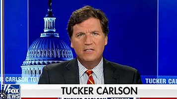 Tucker Carlson licenziato dalla Fox