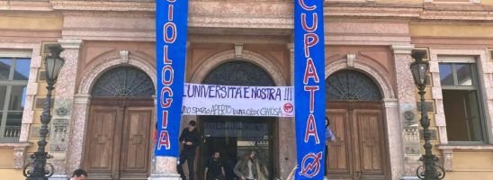 Trento – Occupata Sociologia contro il Festival dell’Economia