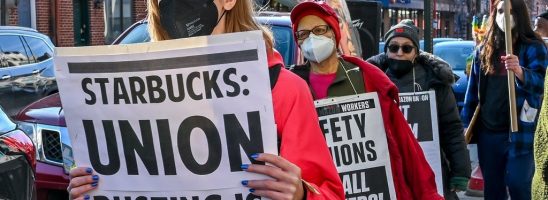 Un caldo agosto di lotte sindacali negli Stati Uniti