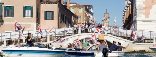 Non solo una vetrina per celebrare lo sport! Il Comitato No Grandi Navi torna a mobilitarsi durante la Venice Marathon