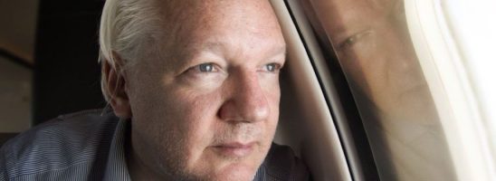 Assange libero, torna in Australia