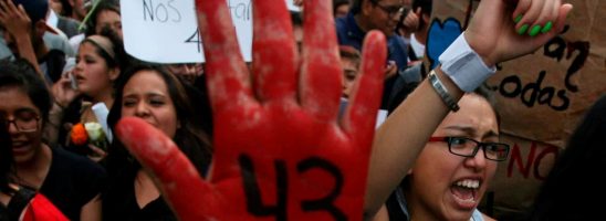 Da Peña Nieto a López Obrador, dieci anni di bugie e impunità su Ayotzinapa