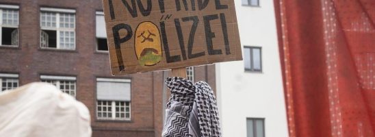 “No Pride in polizei”