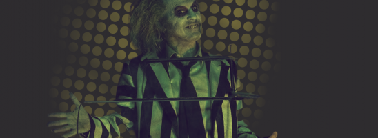 Venezia81 – “Beetlejuice Beetlejuice”, la recensione del sequel gioiosamente macabro di Tim Burton