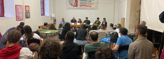 “Decresci MI: Un incontro per esplorare come la lotta per la decrescita possa incontrare la lotta per il diritto alla casa”