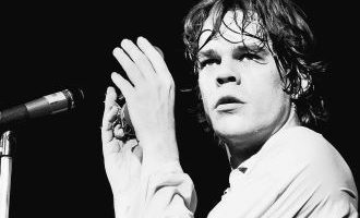 Elogio dell’eccesso / 7: David Johansen (1950-2025) and the New York Dolls