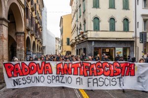 Padova: in migliaia contro CasaPound, la città riafferma la sua anima antifascista